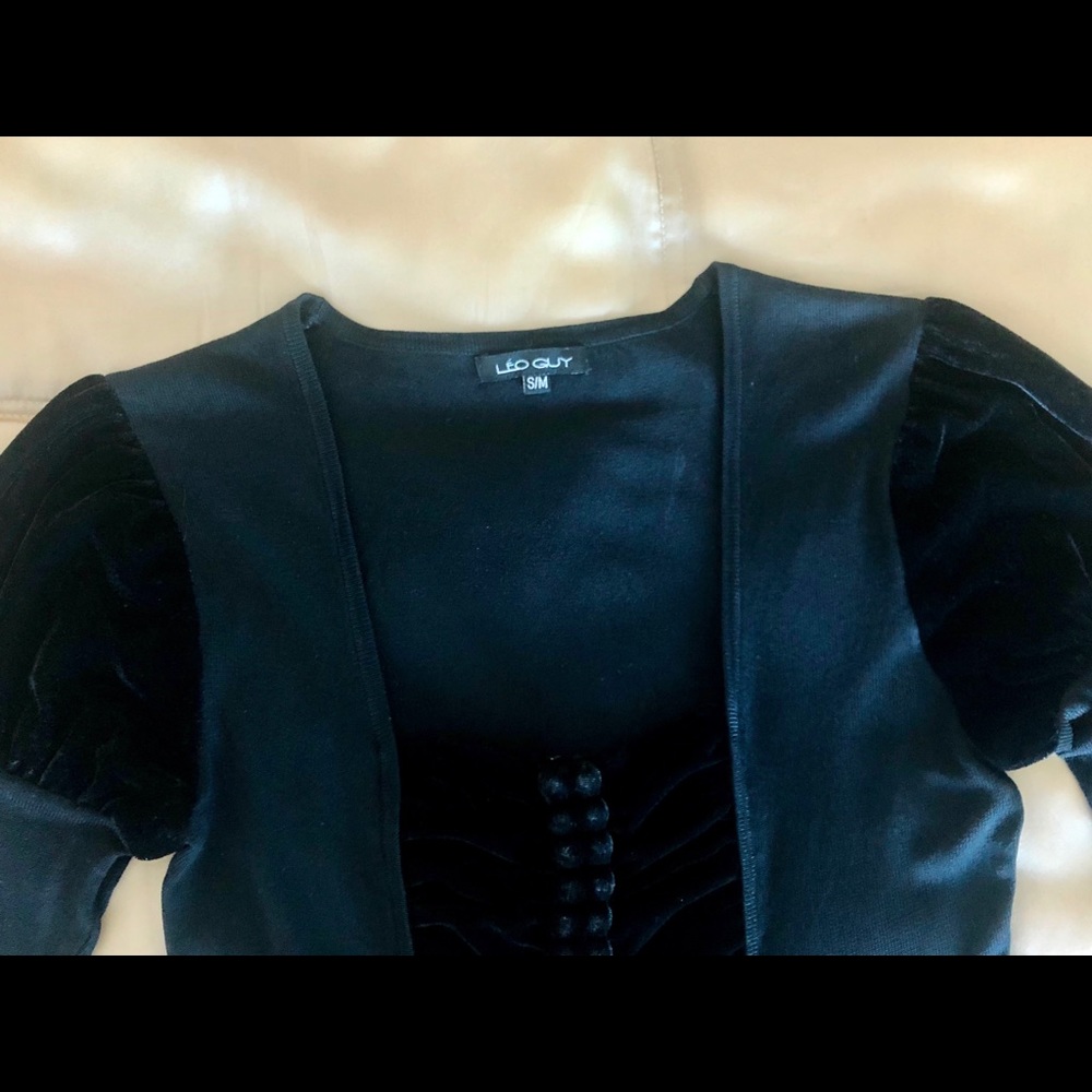 Classy Leo Guy Blouse - image 7